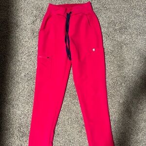 Ultra rose figs scrub bottoms